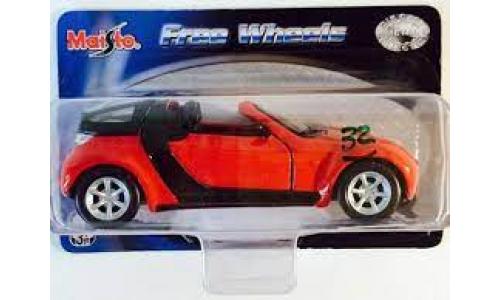 1/31 Maisto Smart Roadster Coup�